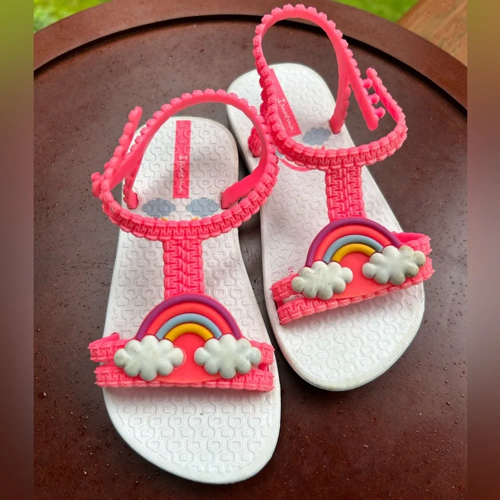 Rainbow Rubber Sandals | Toddler Girl Size 8 | Waterproof Shoes 🌈